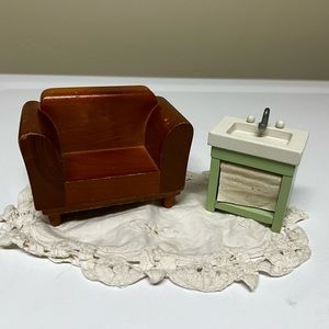 Vintage Two Piece Wood Dollhouse Furniture Couch & Sink